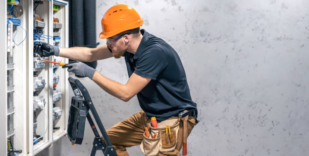 Best Electric Panel Repair  in Cambridge, MA